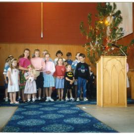 Children singing, St. Enoch's Church 