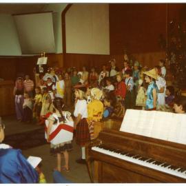 Children dressed from different nations, St. Enoch's Church, 1990