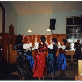 Israeli dancers entertain, St. Enoch's Church