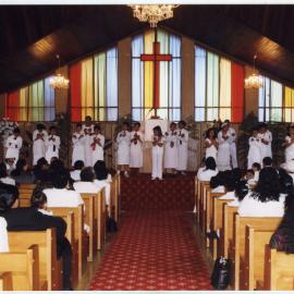 Children singing at Glen Eden Pacific Islanders Church at the White Sunday service, 2002