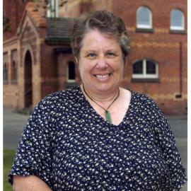 Lynette Fowler, portrait