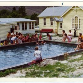 Swimming races, Cromwell Church picnic