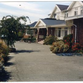 St. Columba's Women's Fellowship visit to Cholmondeley Home, 1998