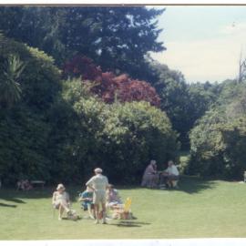 Church picnic at Ford Milton Home, 1986