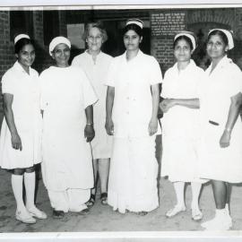 Beryl Howie and five unidentified Indian nurses, Ludhiana