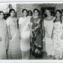 Group of unidentified Indian women with Beryl Howie, Christian Medical College and Hospital, Ludhiana