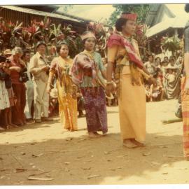 A Traditional Dance Called the "ma' gayang"