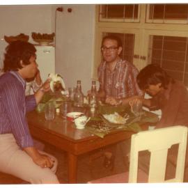 Tingkat 4 Students and Robert Patterson Having Their Meal