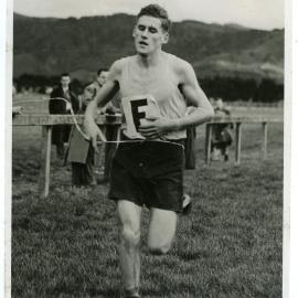 "Bob Read winning Wellington Junior Provincial Championship, 1947" Presbyterian Harrier Club - Wellington 