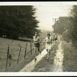 "Good team running," St. Andrew's Trophy, Wellington, 1960, Presbyterian Harrier Club - Wellington