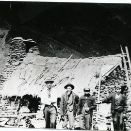 Miners Hut Macetown
