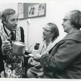 Mayor of Wellington serving tea at PSSA Community Lounge, Wellington
