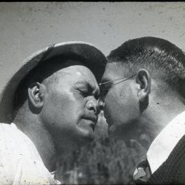 Hongi [Māori greeting]
