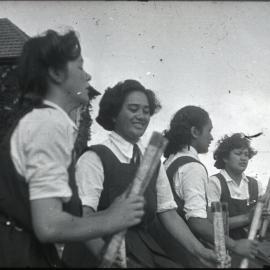 Playing Tī Rākau (the Māori stick game)
