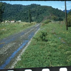 Road to Matahi Mission School