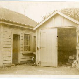 Auckland Hostel - And Shed