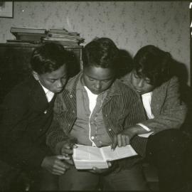 Tamariki Students Reading