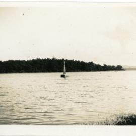 Boating on Loch Lomond