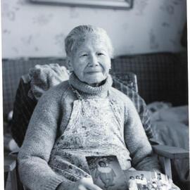 Mrs Gin at home