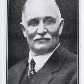 Mr. John Logan