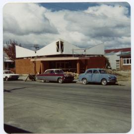 View of St. Andrew's Church, Balclutha from the street