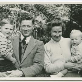 Mr Selwyn and Mrs Kathleen M. Goldsbury and family