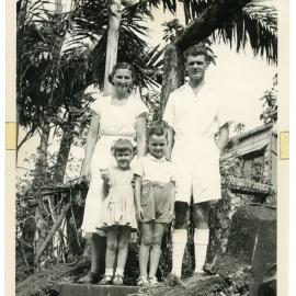 Rev. R. W. and Mrs J. B. Murray and family
