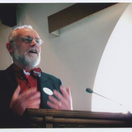 Rev. Dr Yeoman preaching in Andersons Bay Church