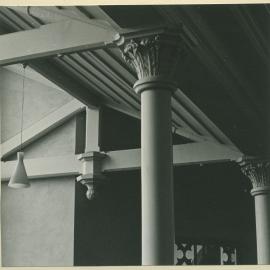 Detail of a pillar in Knox Church