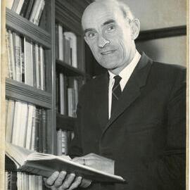 Rev L G Geering