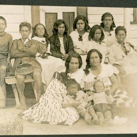 2 Of Rua's Wives & Some Of His Children