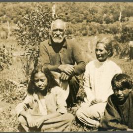 Taiepa and Family, Matahi