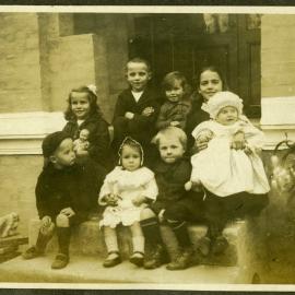 Children of the Canton Villages Mission, 1916