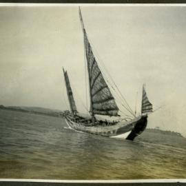 A Junk under sail, Foochin, 1916