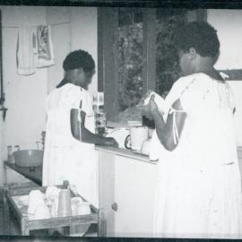 House girls at Lamenu