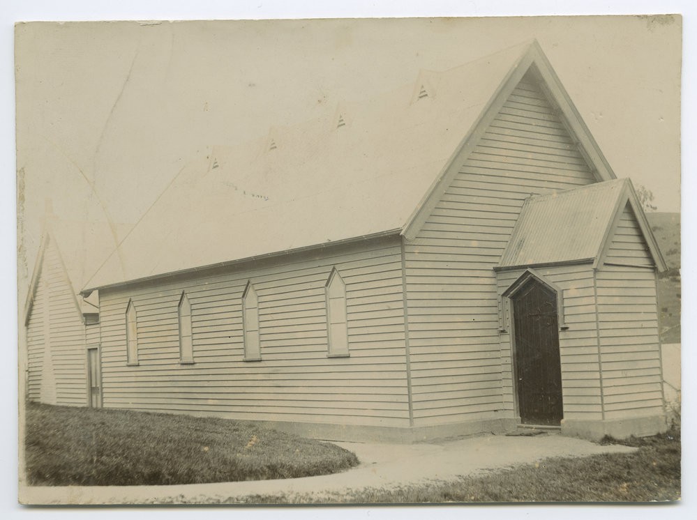 The Old Wooden Church at Lawrence, published in "Fifty Years Syne", 1898, p. 177(A).
P-A50.10-28