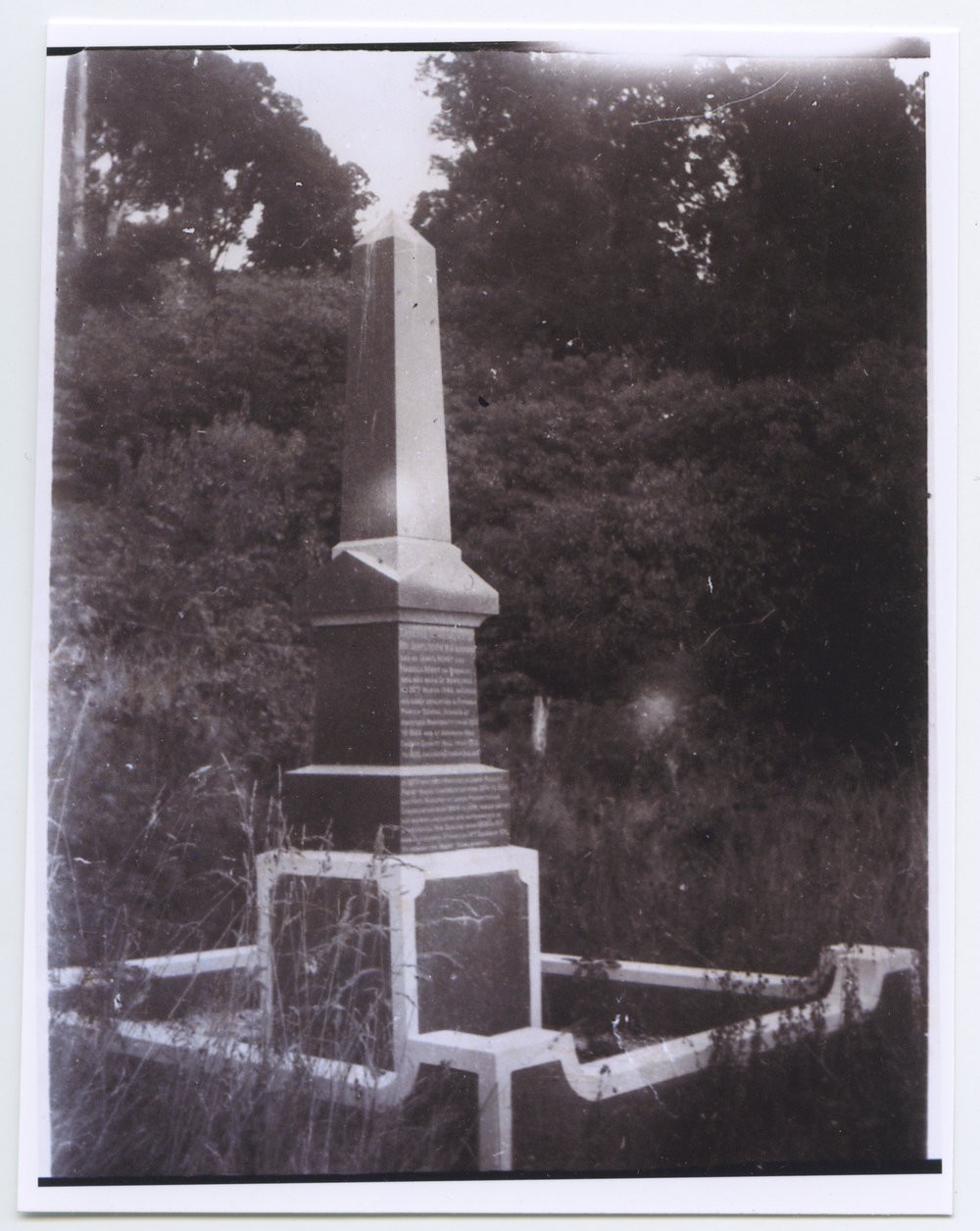 The Gravestone of the Rev. James Henry at Waikawa, circa 1949.
P-A252.13-20
