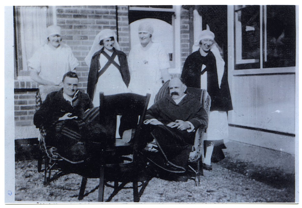 The last photo of Dick Brendon (seated left), outside at Owaka Hospital while a patient, August 1929.
P-A22.34-137